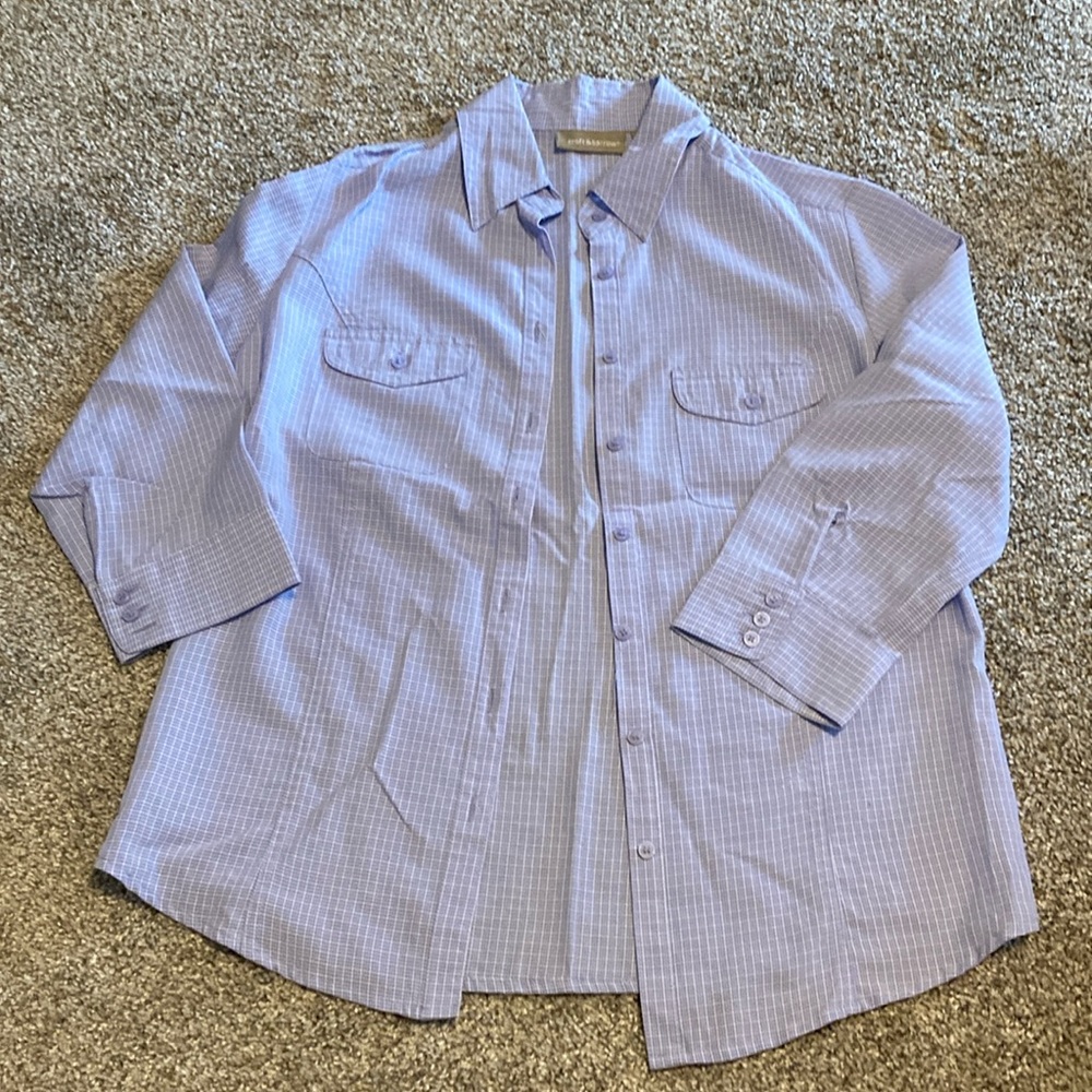 Croft & Barrow light purple and white button down shirt, size small